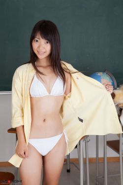 美女131